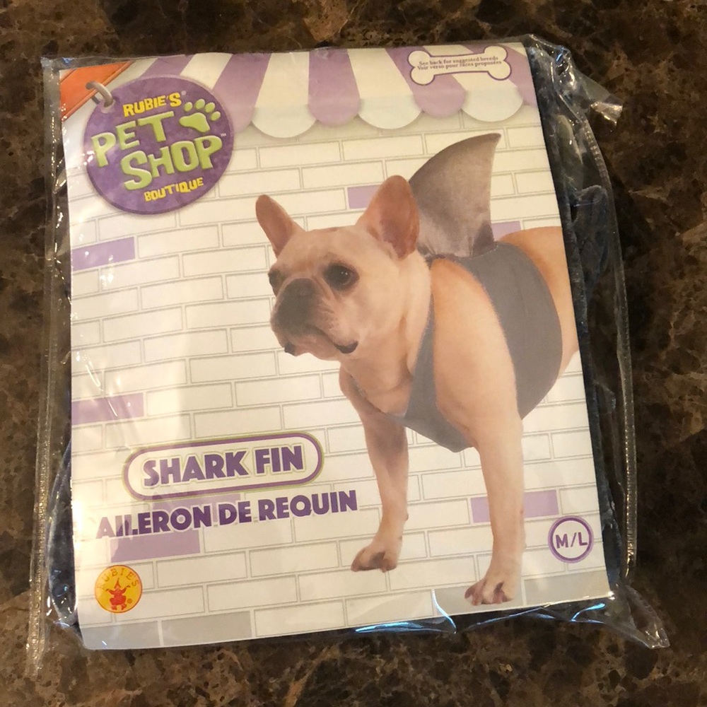 🐾 Shark Costume